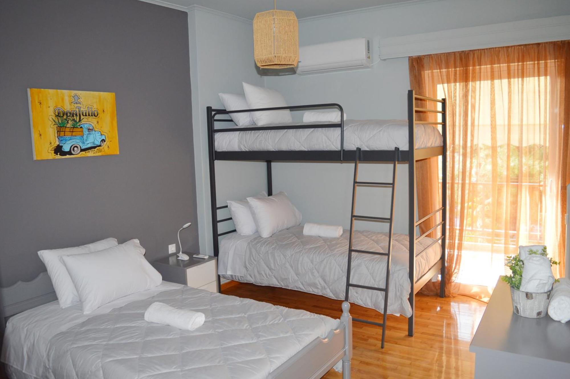 Modern 2 Bedroom Apartment Near Acropolis In The Heart Of The City - Explore Center By Foot Atenas Exterior foto